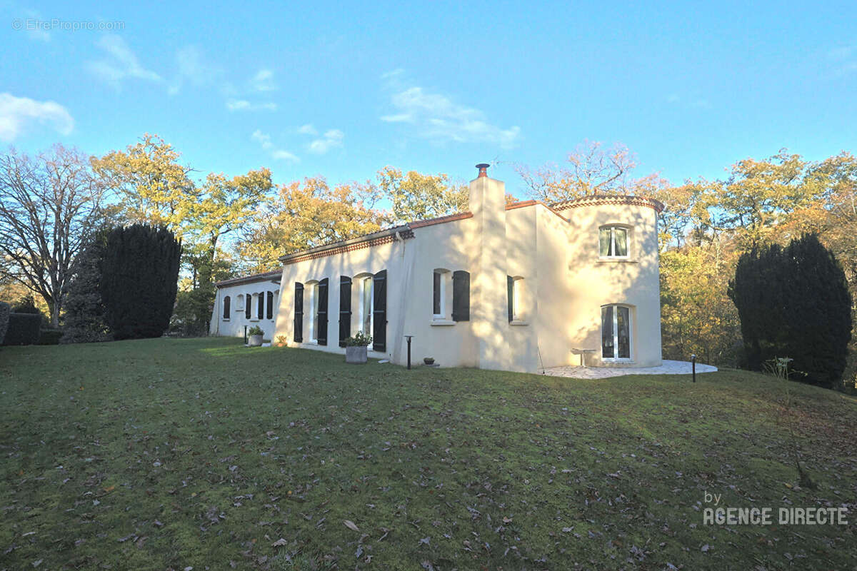 Maison à SAINT-SEBASTIEN-SUR-LOIRE