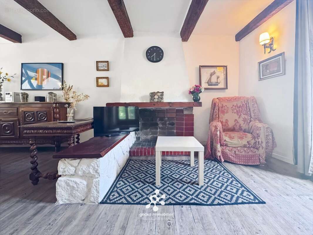 Appartement à ENTREVAUX