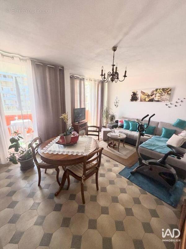 Photo 1 - Appartement à MARIGNANE
