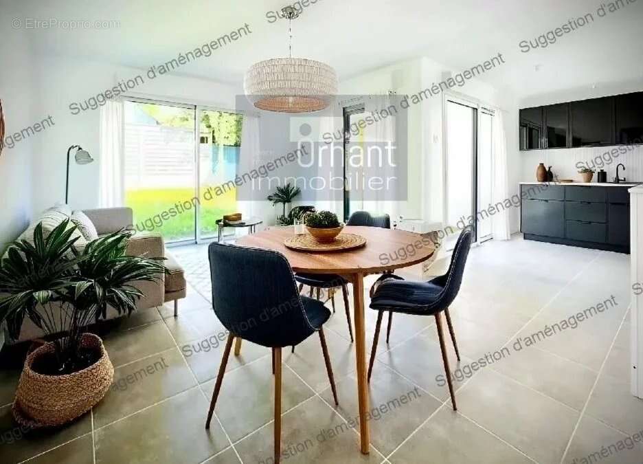 Maison à GRAND-CHAMP