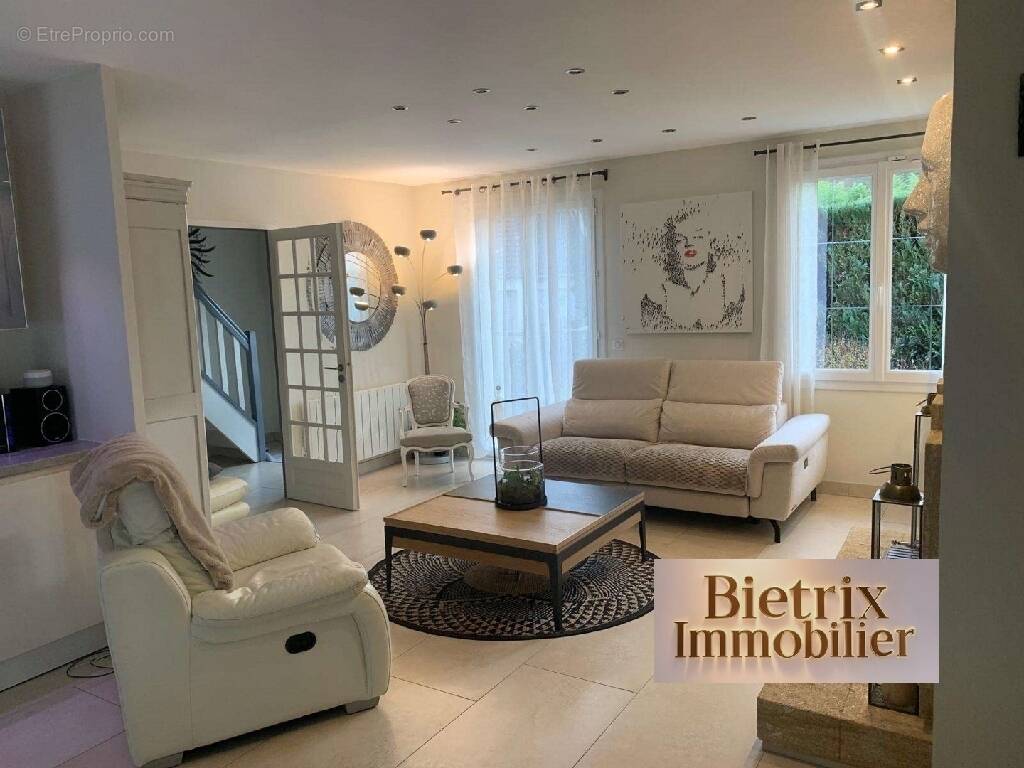 Maison à L'ISLE-ADAM