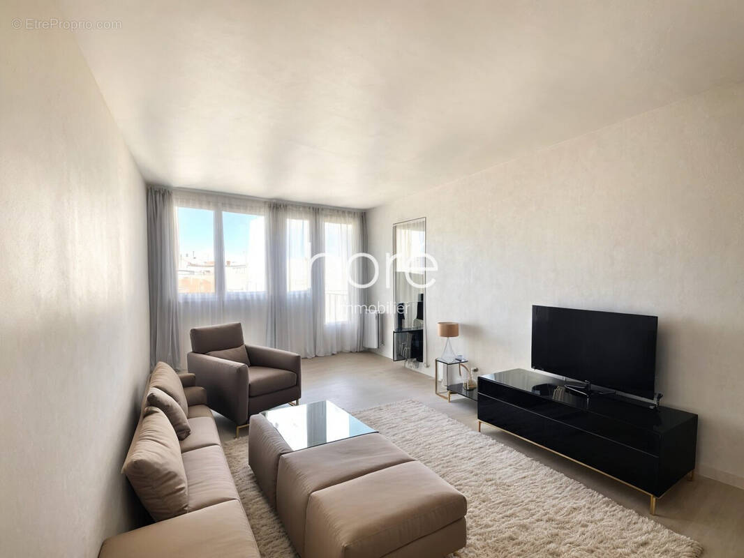 Appartement à ASNIERES-SUR-SEINE