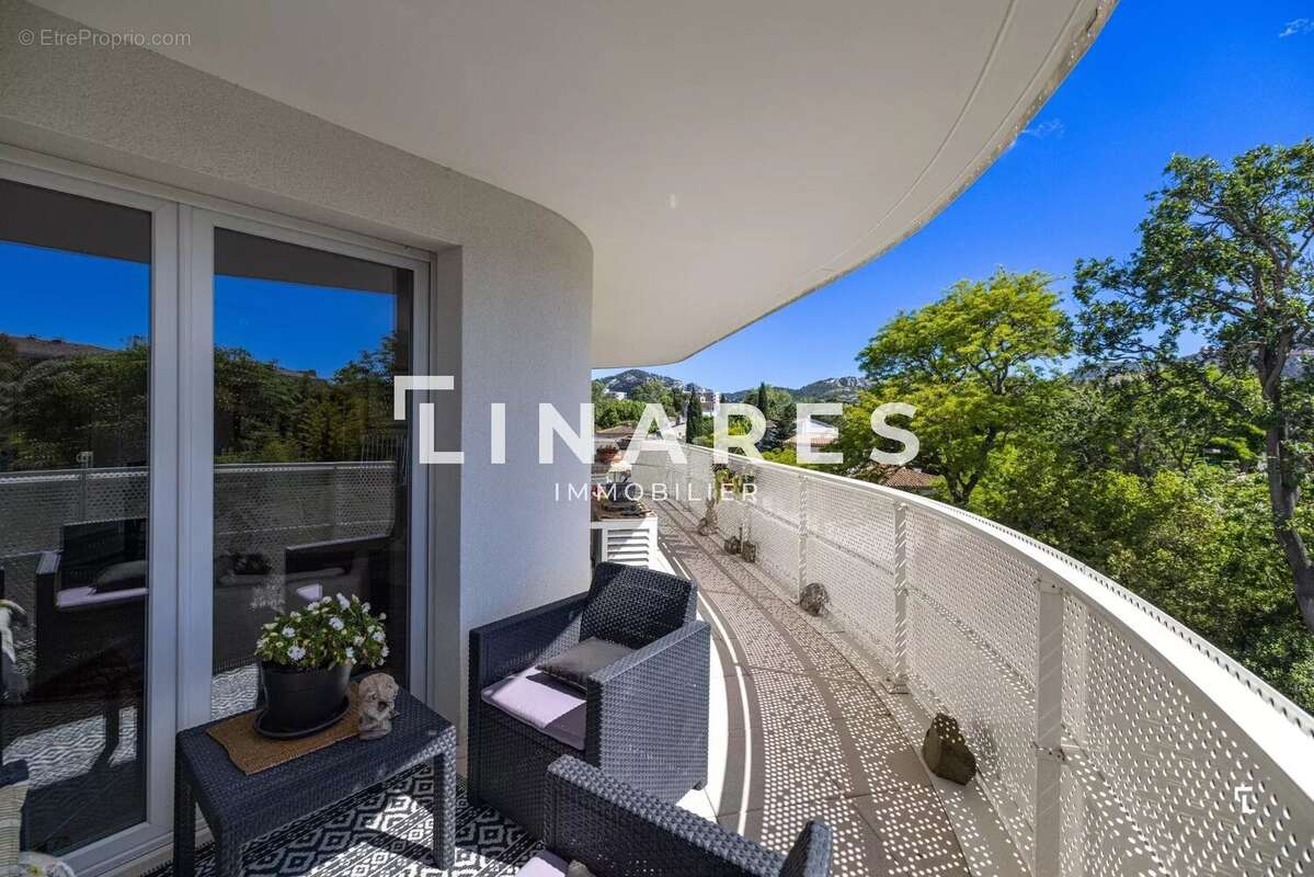 Appartement à MARSEILLE-9E