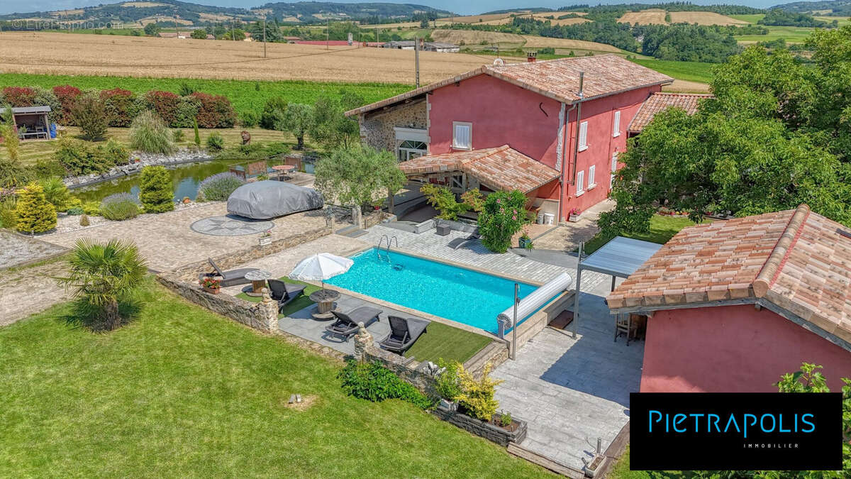 Maison à TUPIN-ET-SEMONS