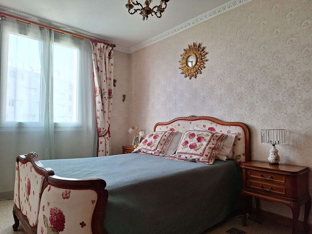 Appartement à MARSEILLE-14E