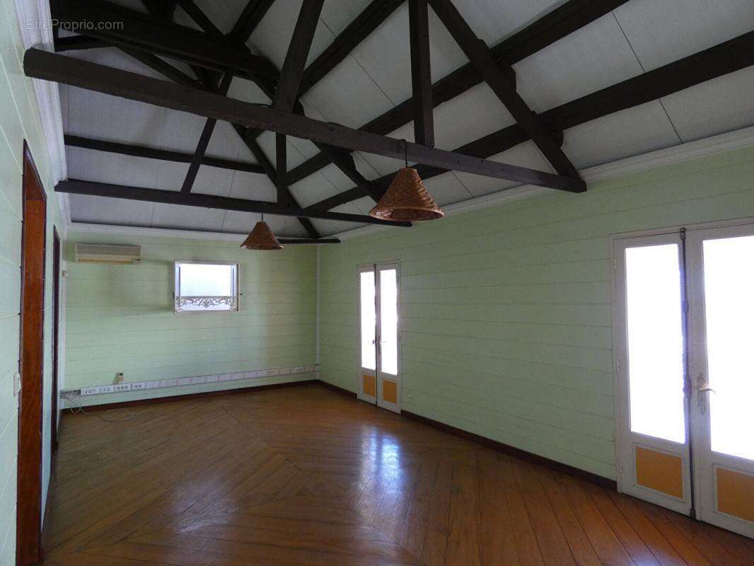 Maison à SAINT-JOSEPH