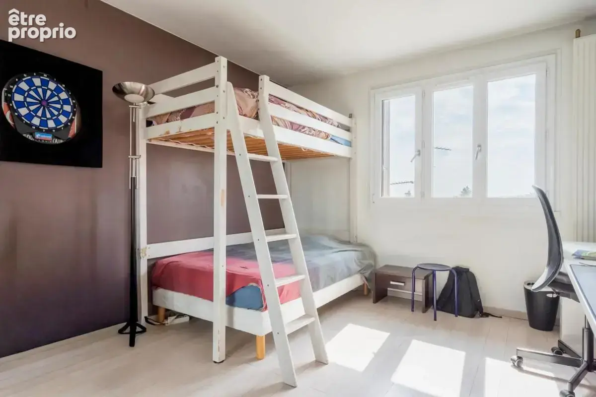 Appartement de 4 pièces de 98 m² à Fontenay-sous-Bois - photo 10
