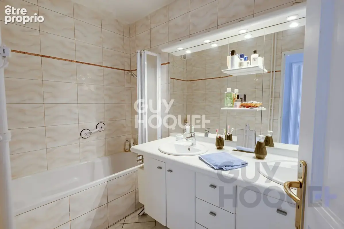 Bel Appartement Familial  - Lumineux, Balcons, Vue Dégagée - photo 10