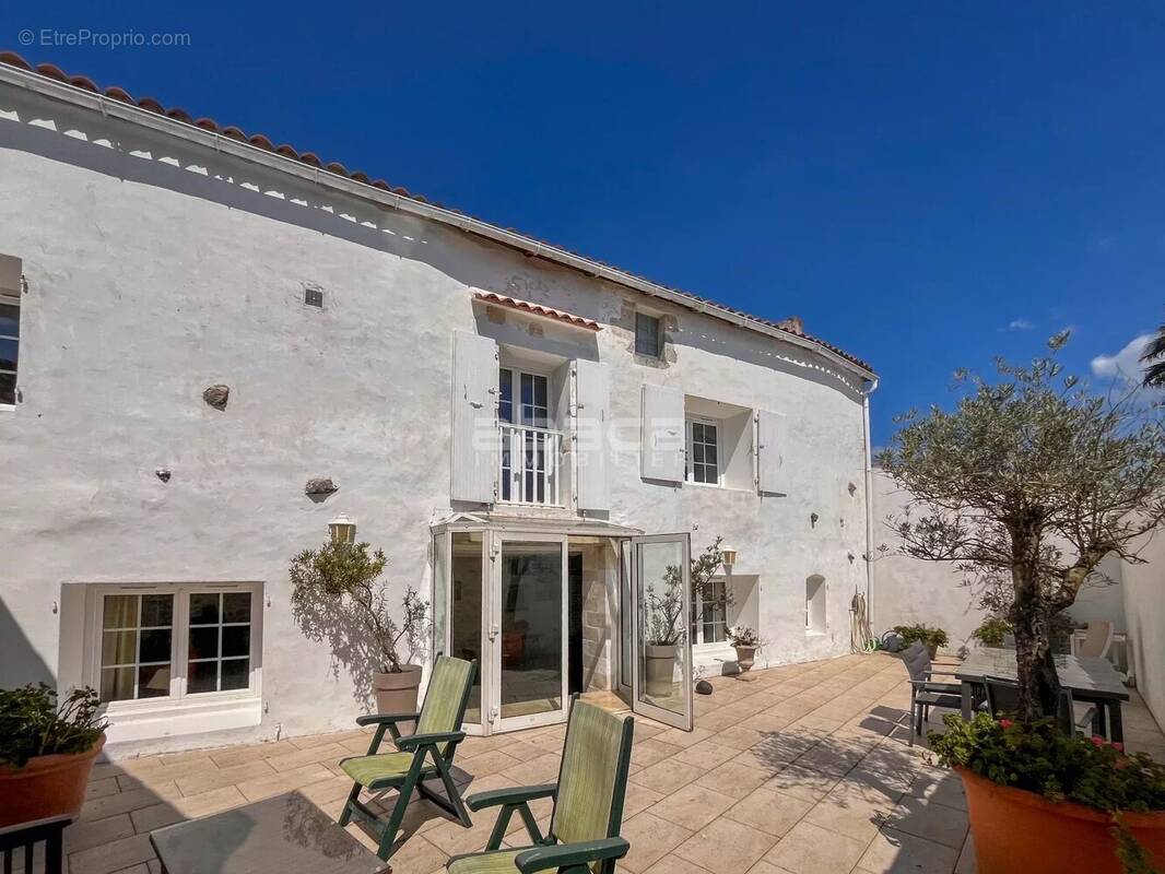 Maison à LE BOIS-PLAGE-EN-RE