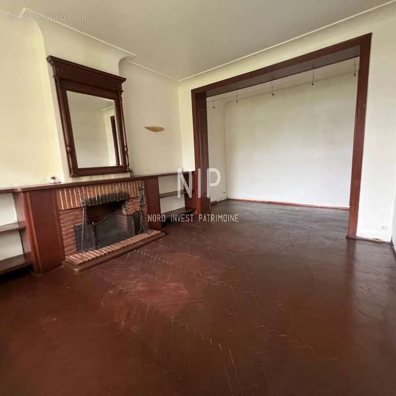 Maison à SAINT-AMAND-LES-EAUX