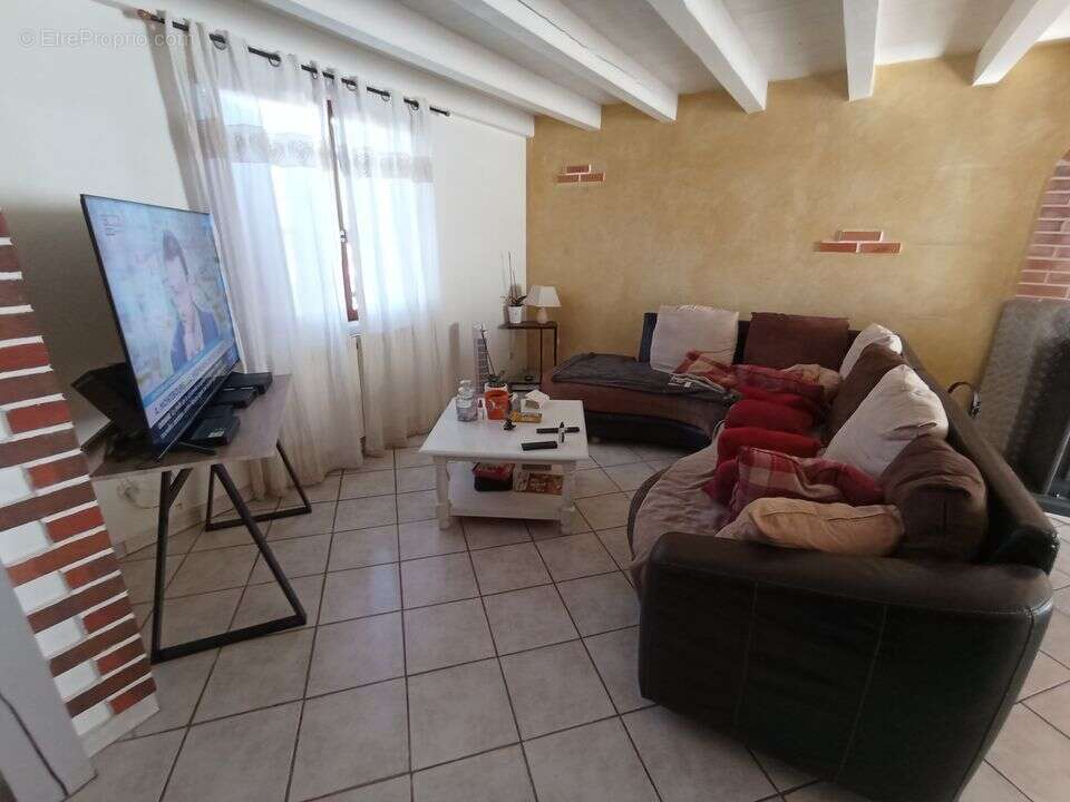 Maison 4 chambres grand sous-sol - photo 3