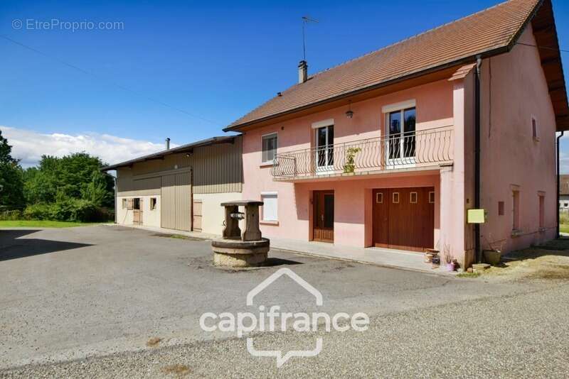 Maison à BLETTERANS