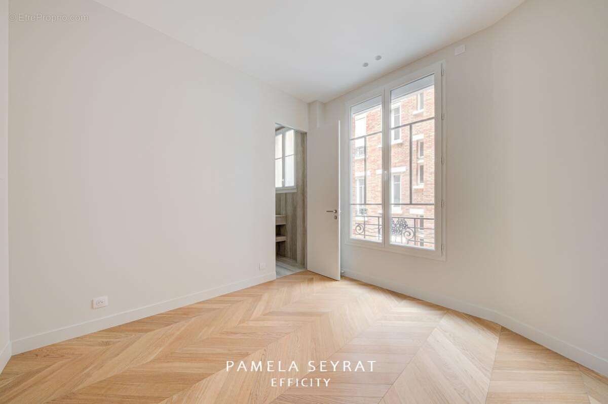 Appartement à PARIS-6E