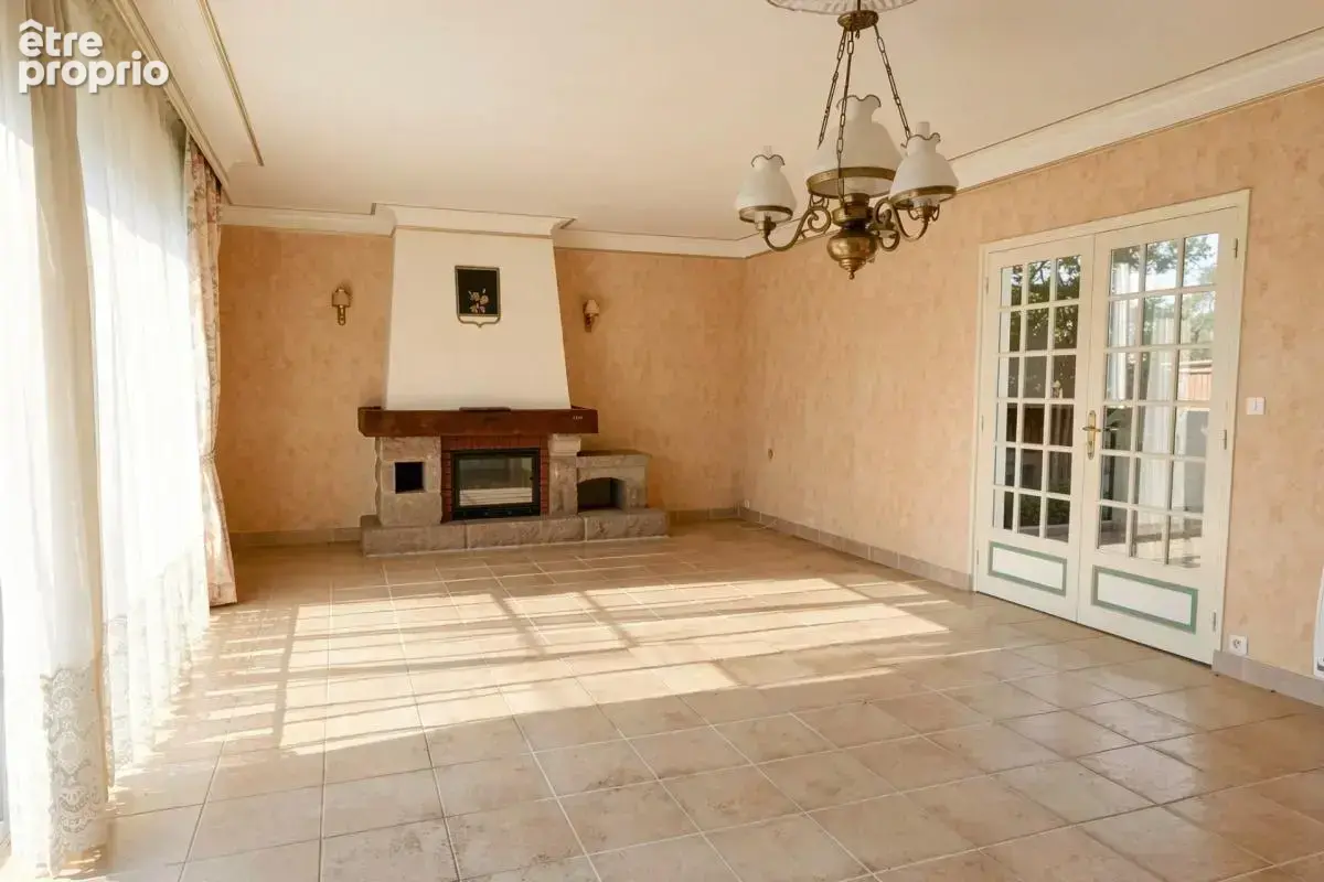 Maison 105 m² à Plouneour-Menez  - photo 2