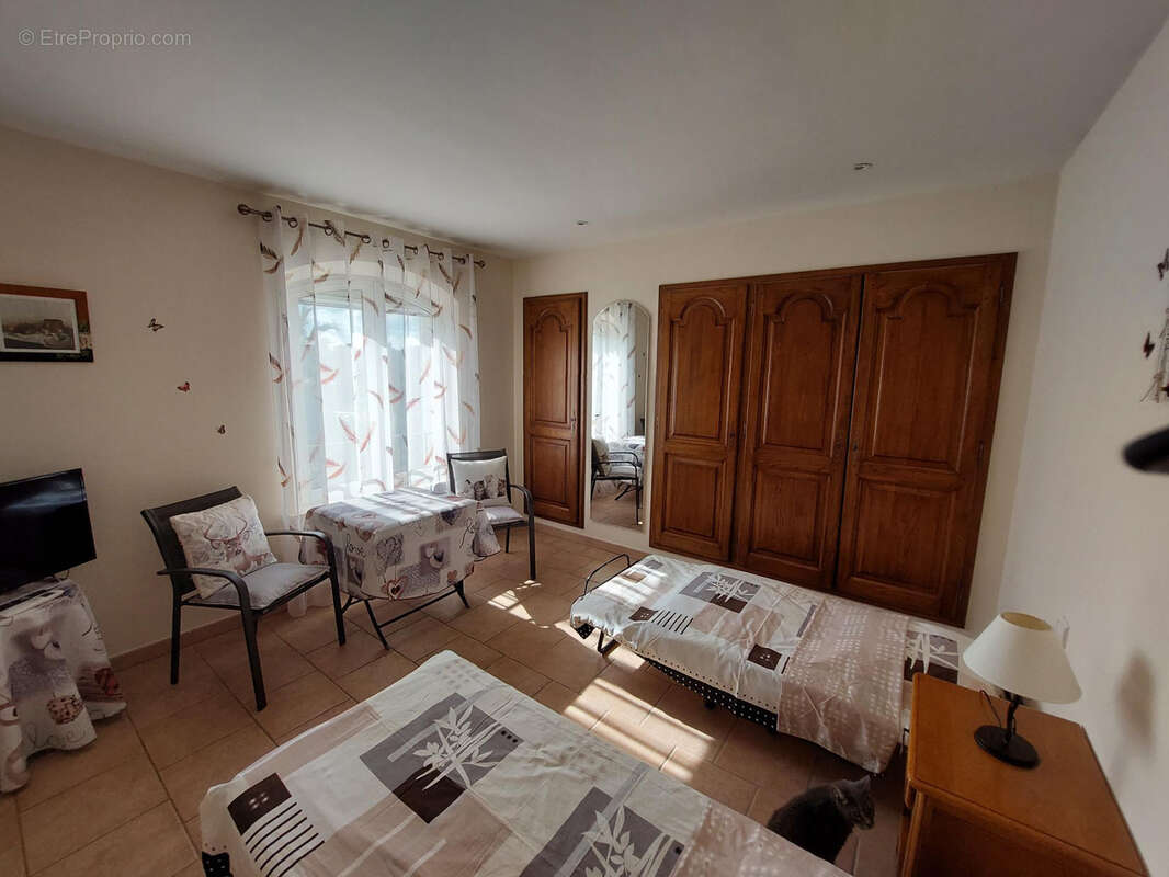 Maison à LA MOTTE