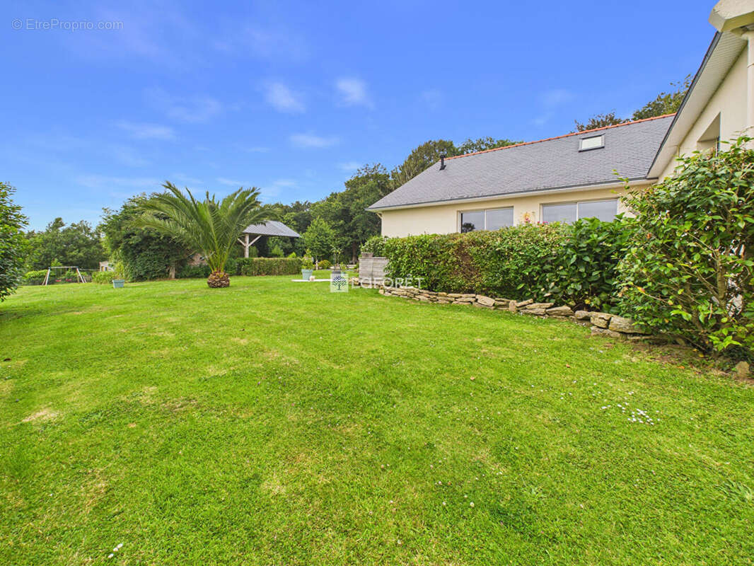 Maison PEUMERIT 7 Pièces 269 m² - photo 18