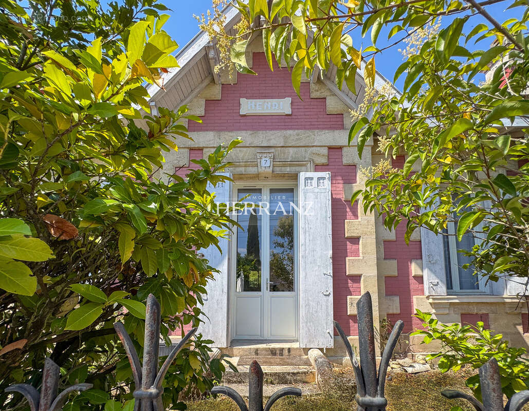 Maison à PESSAC