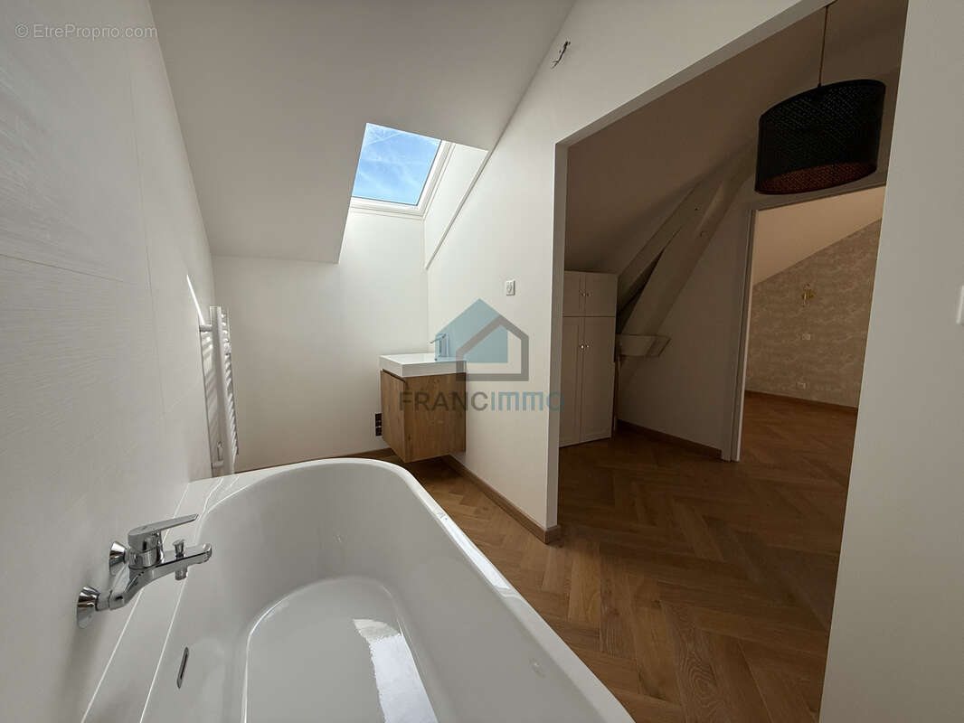 Appartement à MAICHE