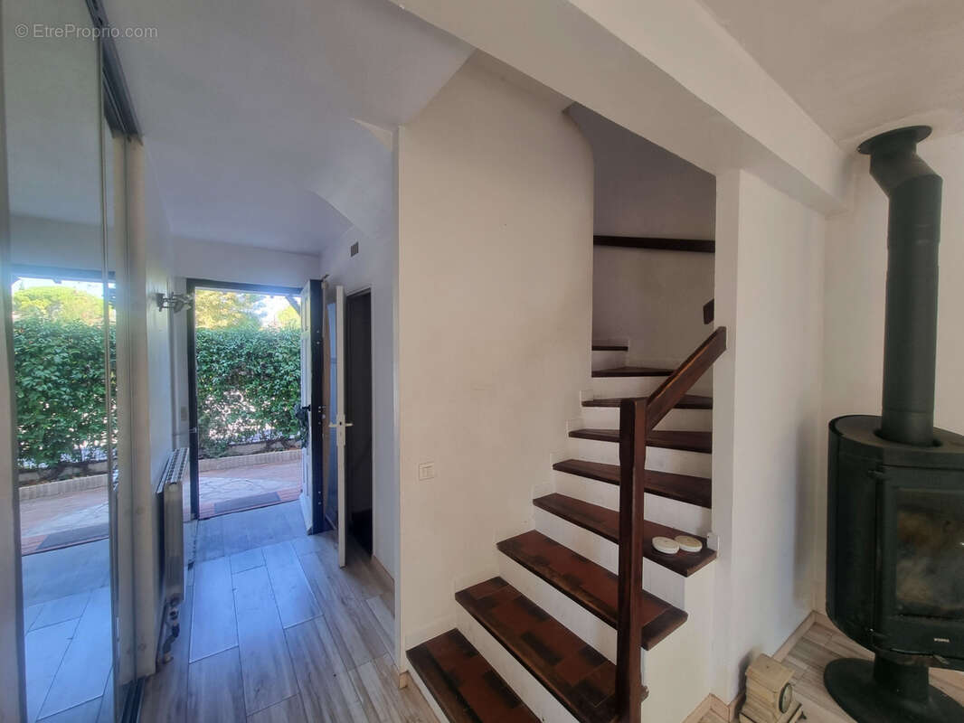 Maison à VILLENEUVE-LOUBET