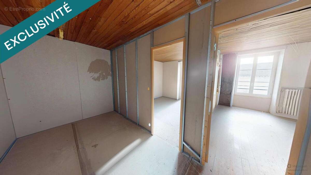 Photo 8 - Maison à VERGNE