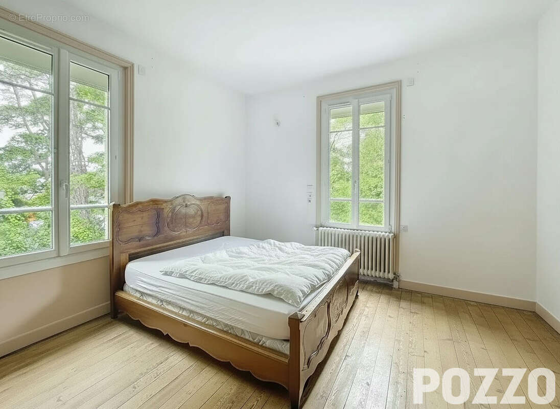 A vendre Maison de caractère  8 pièces terrain 4 404 m2  Douvres-la-Délivrande 14440 - photo 9