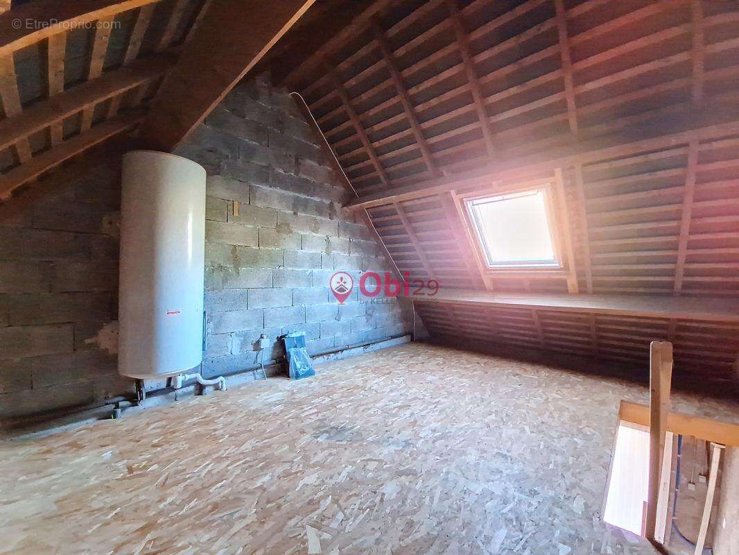 Maison à CAMARET-SUR-MER