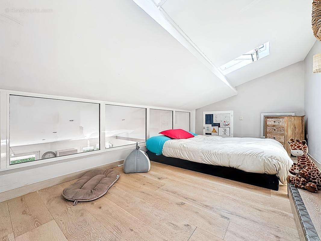 Maison à ROQUEBRUNE-SUR-ARGENS