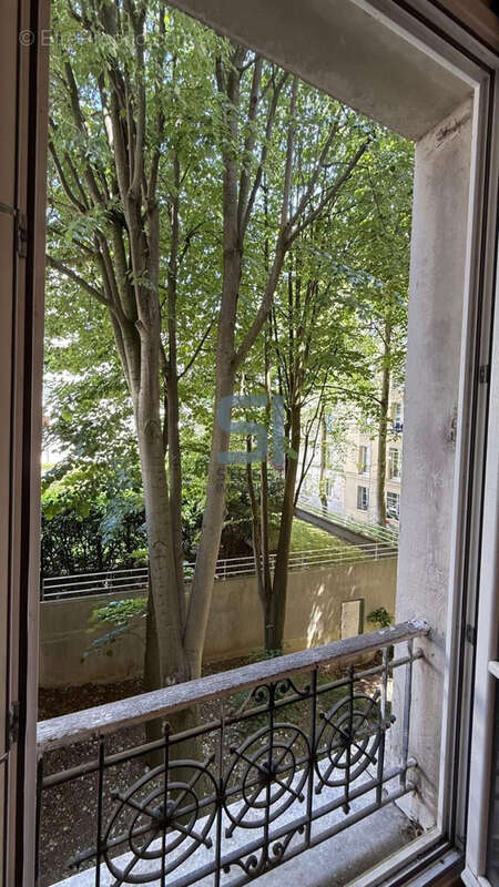 Appartement 39 m² à Paris-20e  - photo 2