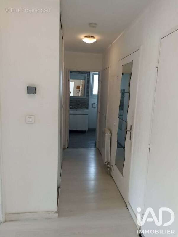 Photo 5 - Appartement à FREJUS