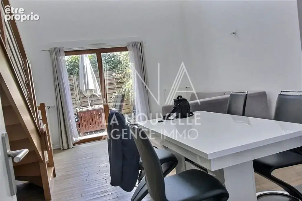 Uniquement chez LNA Immobilier, Villa en duplex de standing avec jardin et parking - photo 5