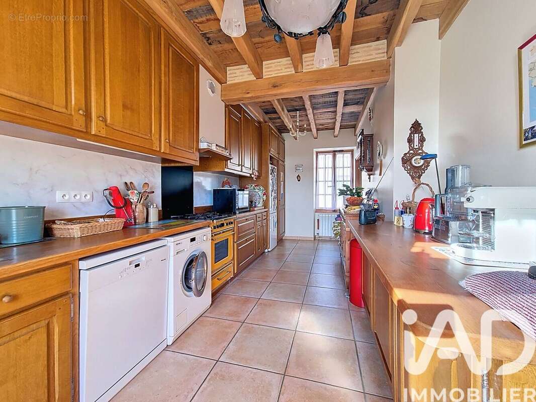 Maison 162 m² à Franchesse  - photo 7