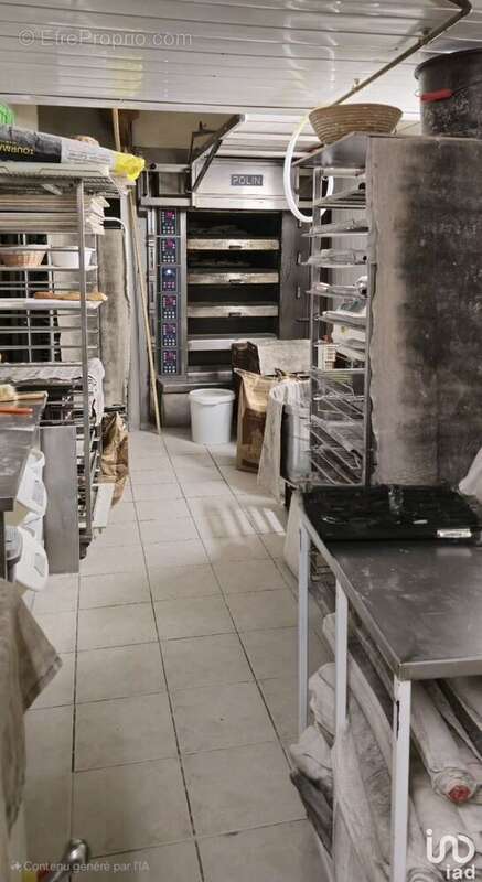 Photo 2 - Commerce à LES VIGNES