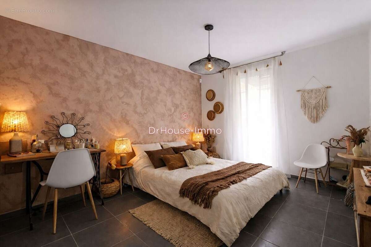 Appartement 82 m² à Marseille-13e  - photo 5