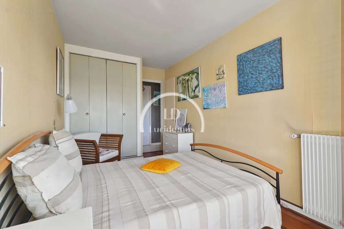 Appartement à PARIS-19E