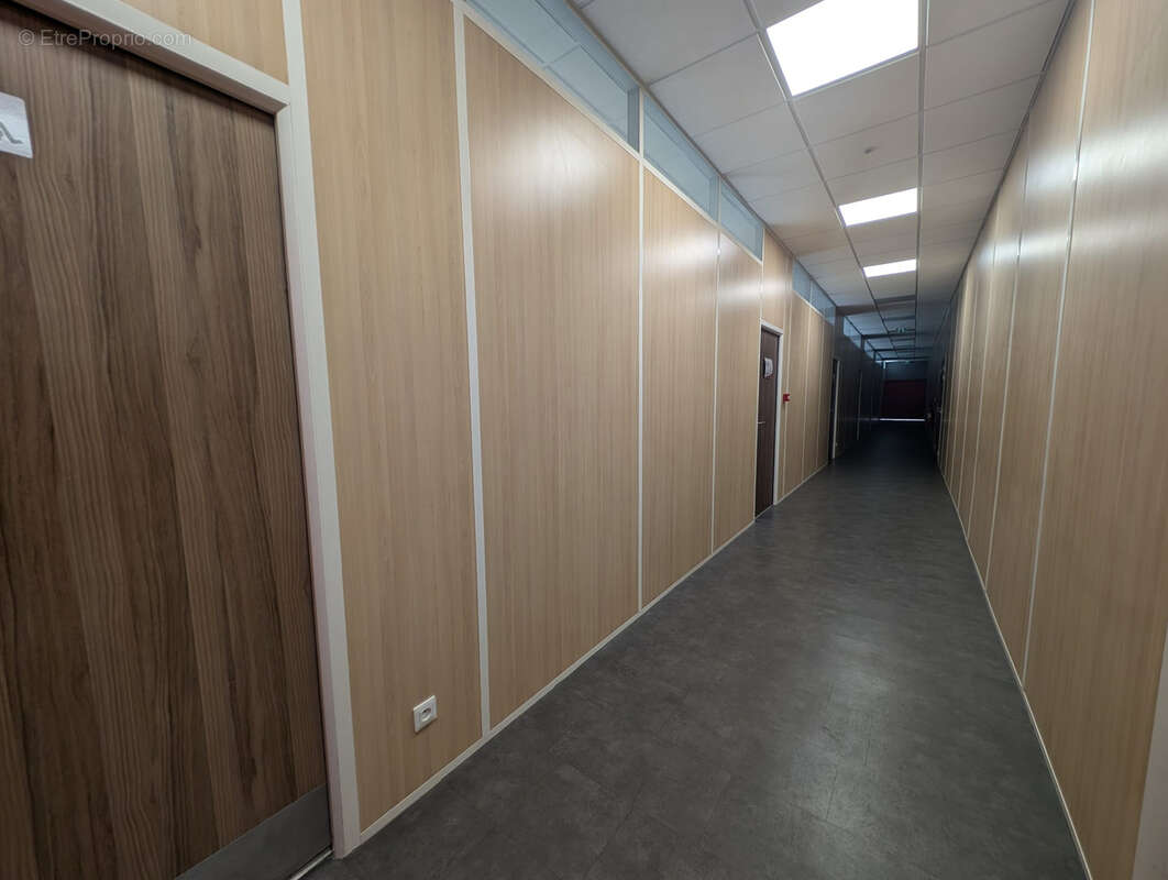 Commerce à COLOMIERS