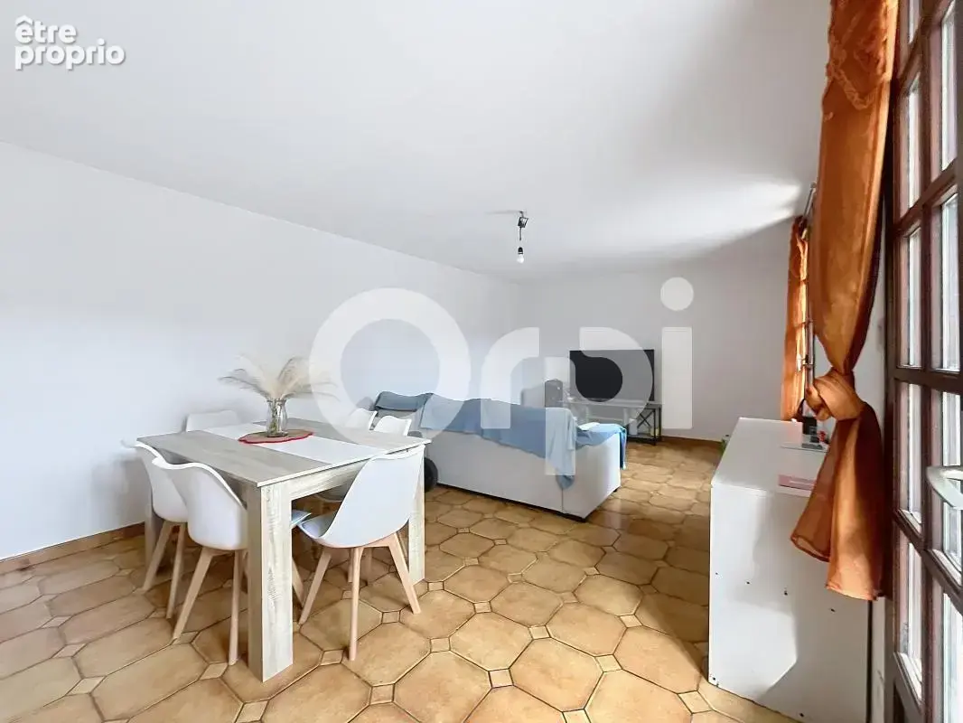 Appartement À Vendre - photo 4