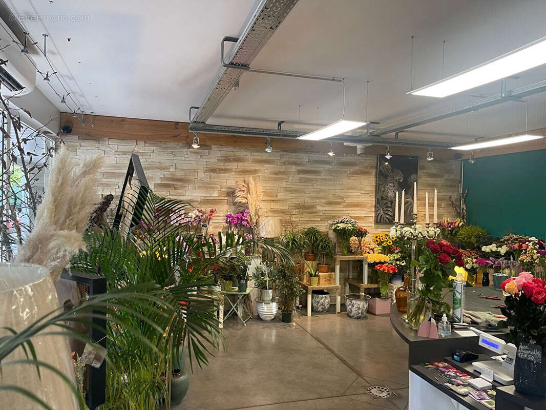 Commerce à BORDEAUX