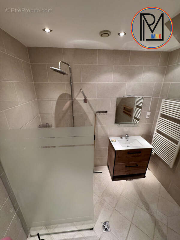 Maison 120 m² à Montblanc  - photo 4