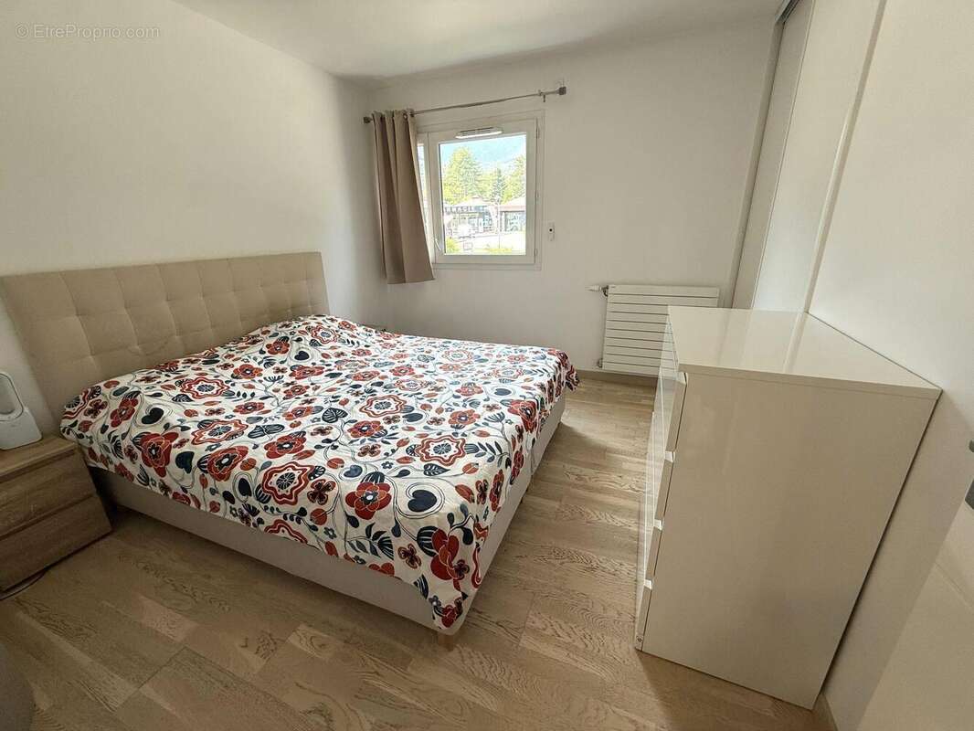 Appartement à SAINT-ISMIER