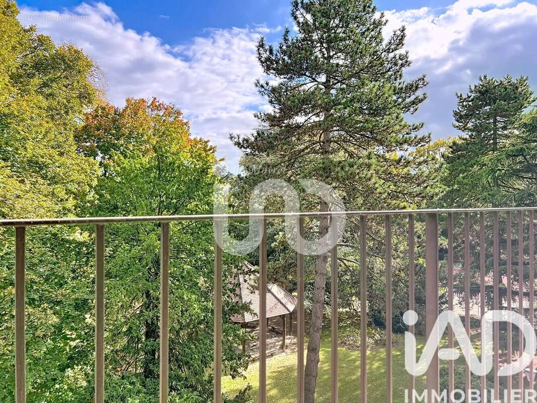 Photo 4 - Appartement à LE PLESSIS-BOUCHARD