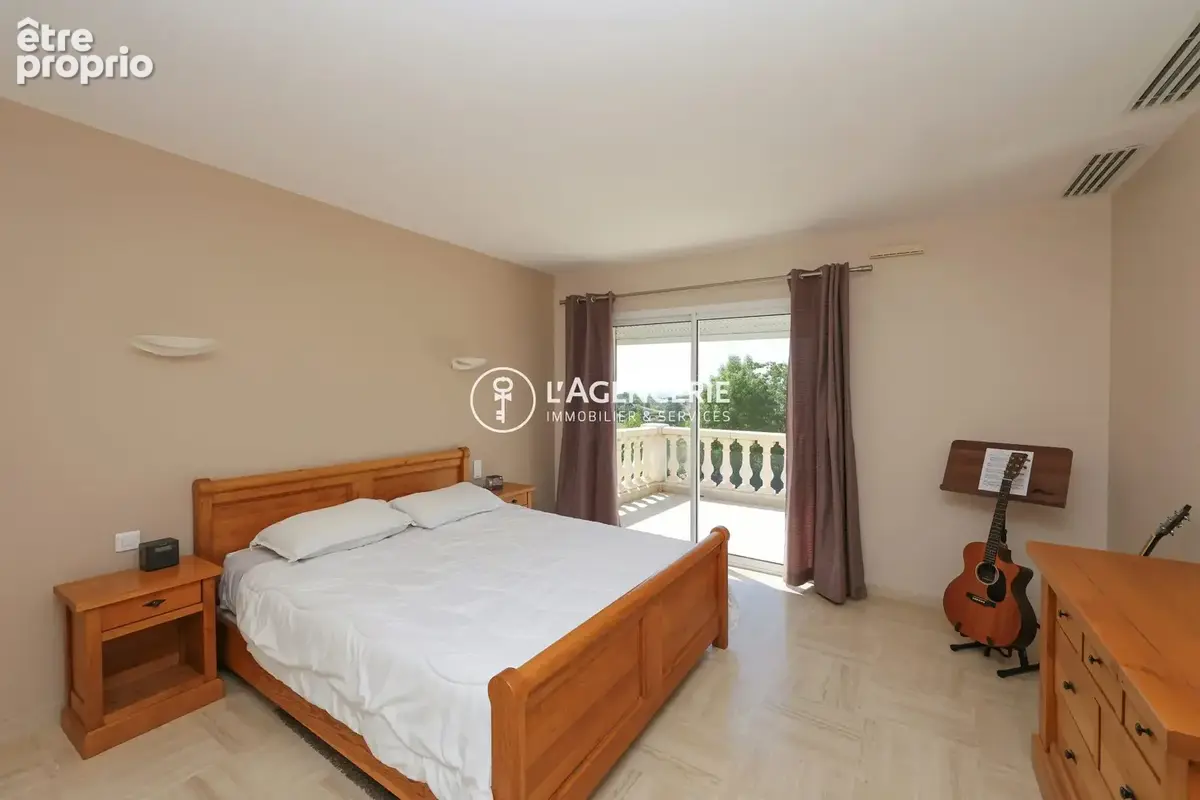 Maison 6 pièces 207 m² à vendre à Puygouzon (81990) - photo 9