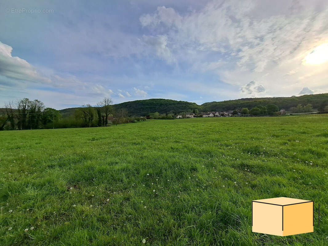 Terrain à VONGNES