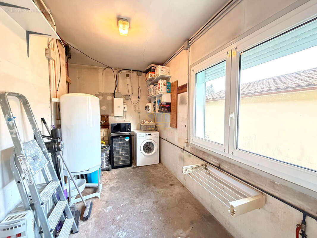 Maison à PARENTIS-EN-BORN