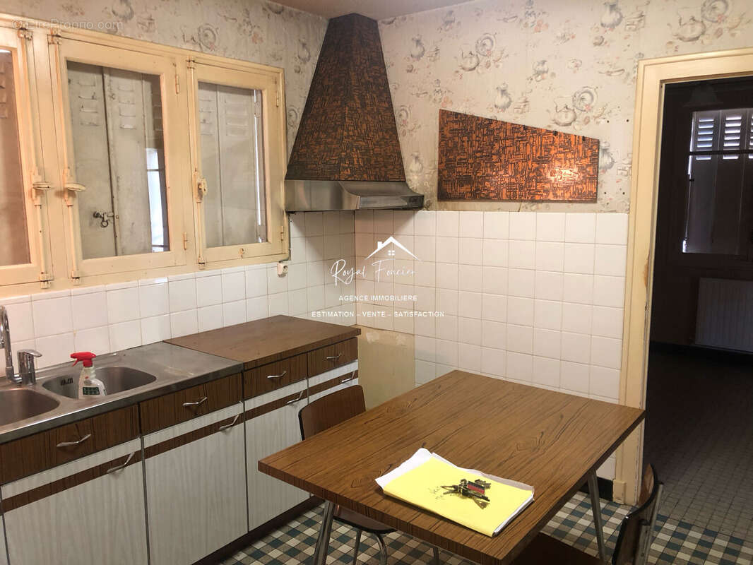 Cuisine - Maison à SAINTE-MAURE-DE-TOURAINE