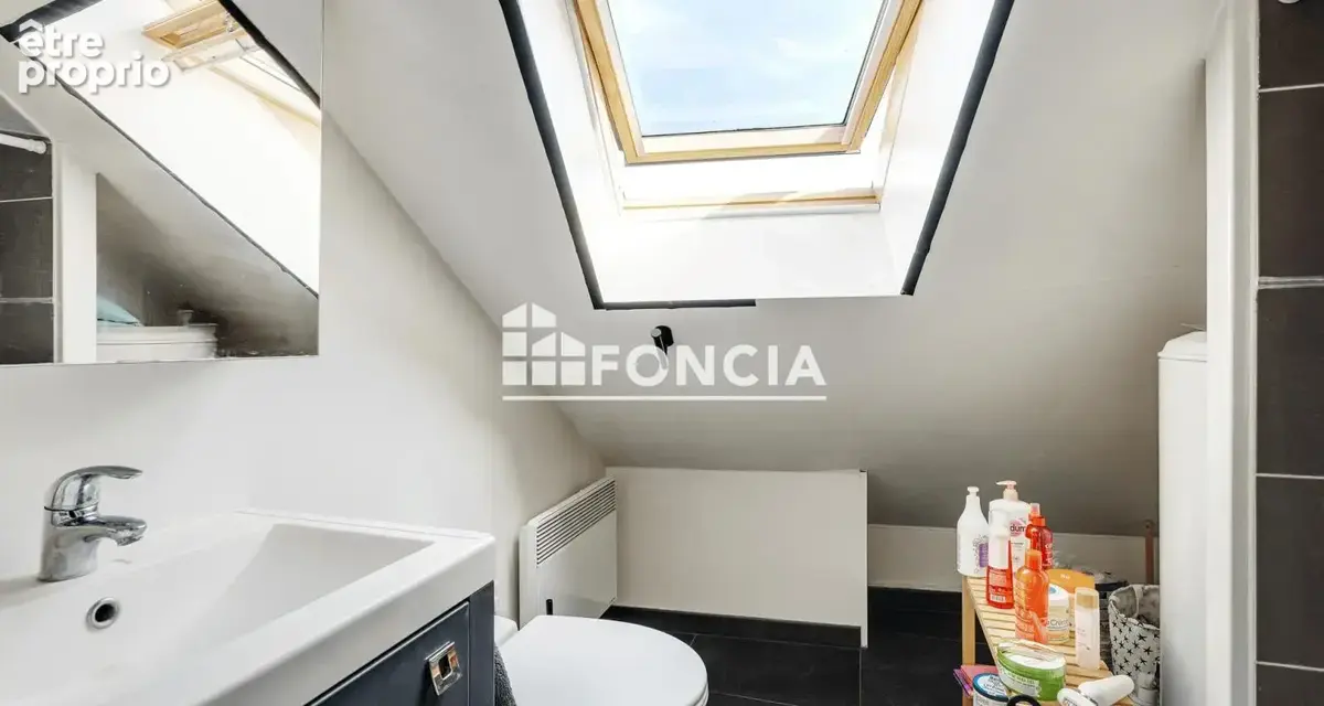 Centre ville de Lille : type 2 en duplex - photo 7