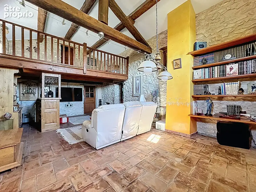 Propriété de caractère aux portes d'Uzès - Mas en pierre, parc arboré et piscine - photo 11