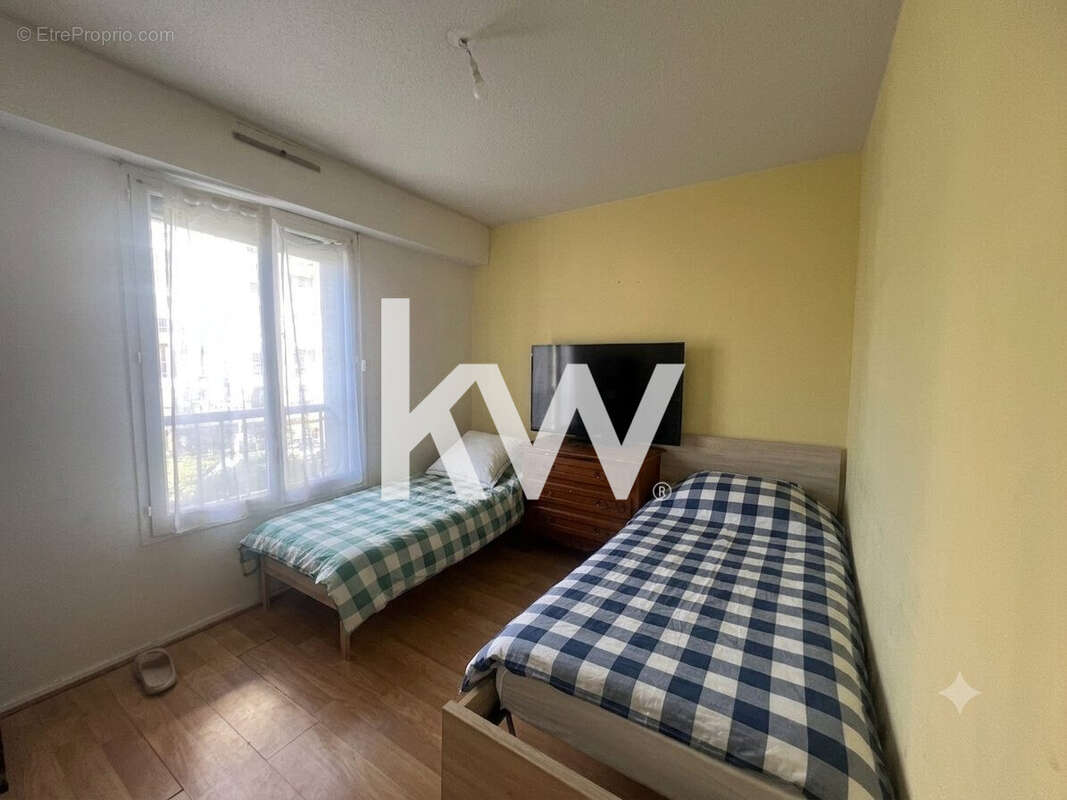 Appartement 66 m² à Saint-Etienne  - photo 7