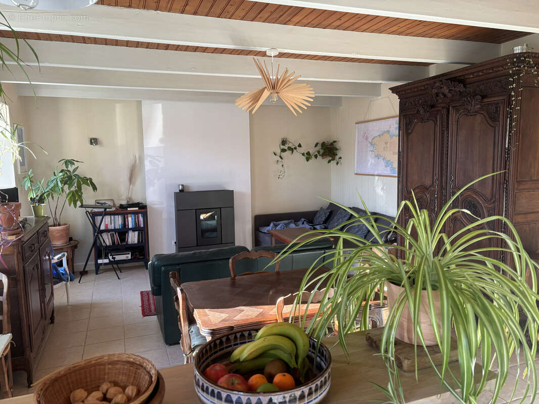 Maison à SAINT-JEAN-TROLIMON