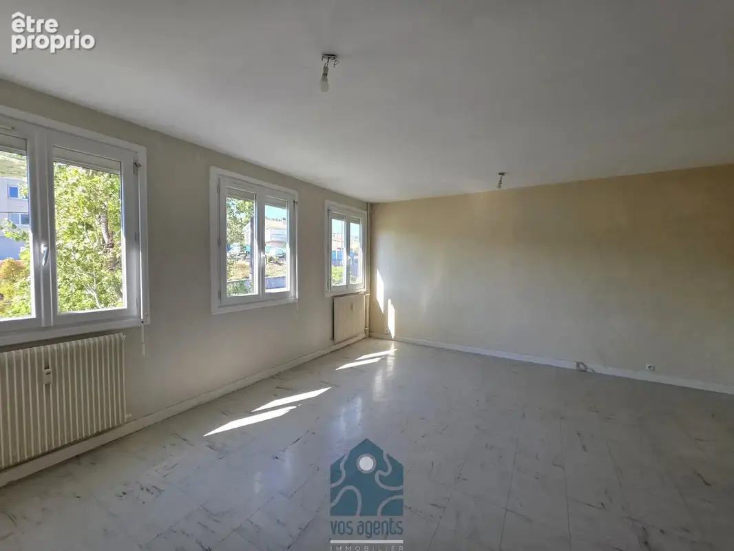 Appartement 4 pièces avec stationnement - photo 2