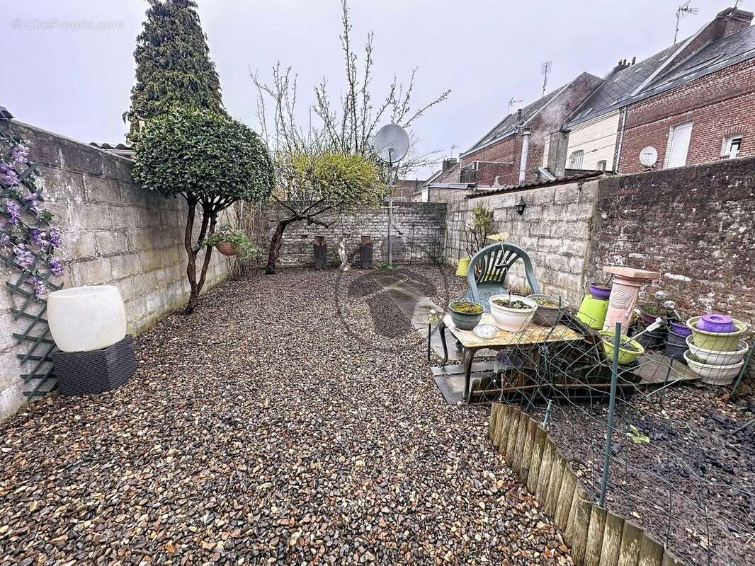 Maison à SAINT-QUENTIN